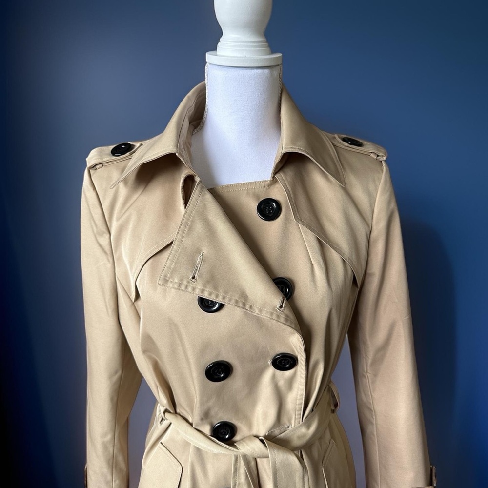 🧥 Farvalue Beige Trenchcoat, large, double breasted, buttons, knee length, belt - Picture 7 of 16